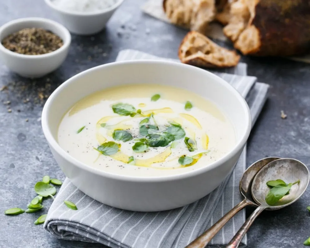 Roasted Garlic Soup